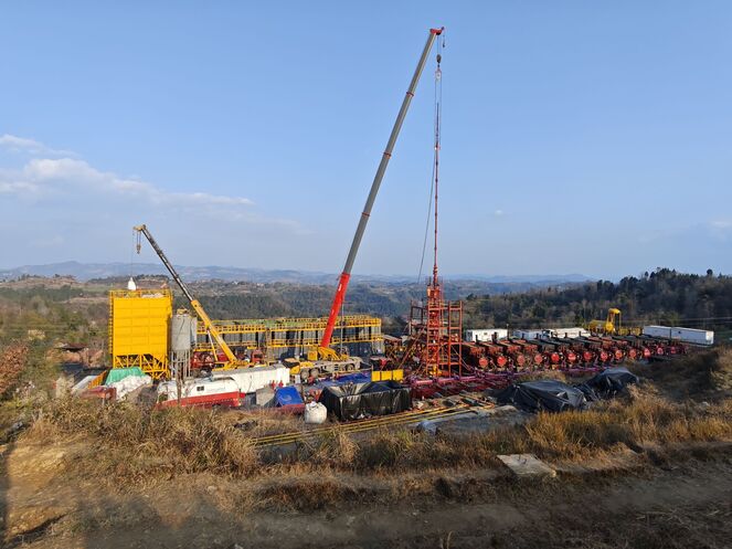 广域电磁法压裂监测手艺助力致密气藏高效开发