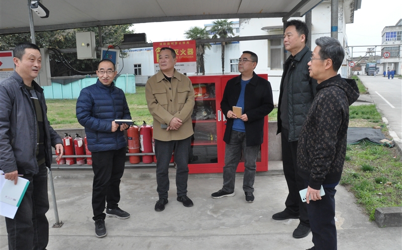 泰华堂制药开展清明节前清静检查