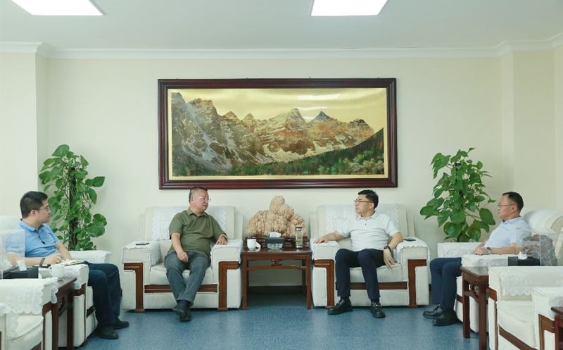兴蜀设计集团到地矿集团座谈交流