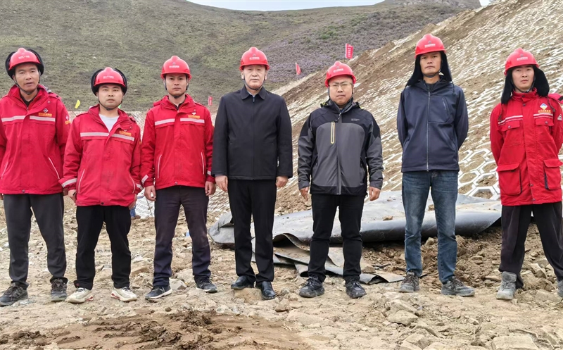 深入项目一线 开展调研检查 ——公司向导带队到项目一线调研并检查催促清静生产、学习教育事情(一)