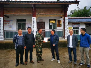 华锋公司赴甘洛县拉莫乡尔库村调研 --扶贫助学，，转达暖心大爱_社会责任_企业文化_尊时凯龙有限责任公司