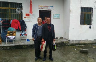 华锋公司赴甘洛县拉莫乡尔库村调研 --扶贫助学，，转达暖心大爱_社会责任_企业文化_尊时凯龙有限责任公司