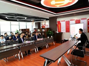 冶勘物流公司举行“永远跟党走·平安康健促生长”清静康健知识讲座_协同多元工业_工业生长_尊时凯龙有限责任公司