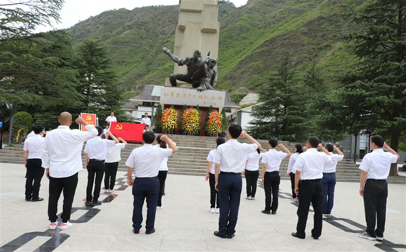 技工学校组织开展“不忘初心再出发，，，，，奋进伟大新征程”党史学习教育主题党日活动