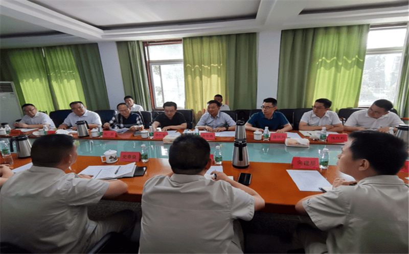 李仕荣到攀钢集团矿业公司座谈交流