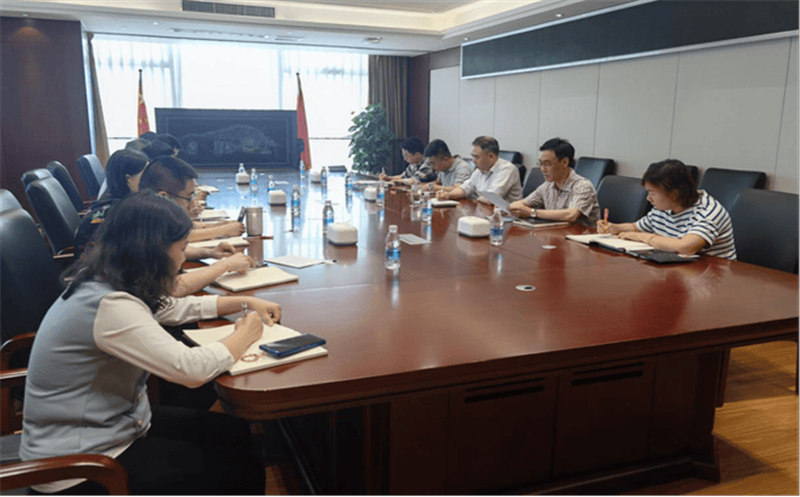 省自然尊时凯龙投资集团各级党组织深入学习贯彻省第十二次党代会精神?