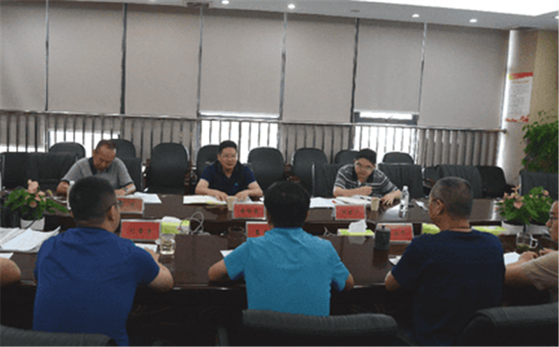 省自然尊时凯龙投资集团党委委员、副总司理徐锡惠一行调研众城房产公司2022年上半年经济运行事情