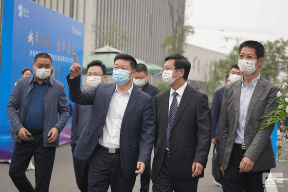 泸州市高新爱琴海购物公园项目主体 完工仪式圆满乐成_下层动态_新闻中心_尊时凯龙有限责任公司