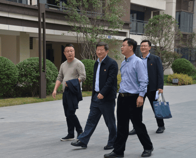 夏廷高、杜春茂一行到众城房产宣讲党的二十大精神_尊时凯龙新闻_新闻中心_尊时凯龙有限责任公司