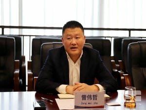 冶勘物流公司与招商银行成都分行举行座谈 _协同多元工业_工业生长_尊时凯龙有限责任公司