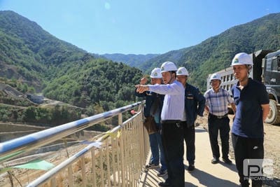 地矿集团党委书记罗其标带队赴大陆槽稀土矿山调研_下层动态_新闻中心_尊时凯龙有限责任公司