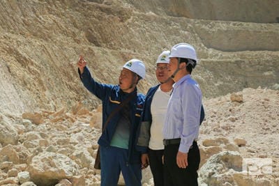 地矿集团党委书记罗其标带队赴大陆槽稀土矿山调研_下层动态_新闻中心_尊时凯龙有限责任公司
