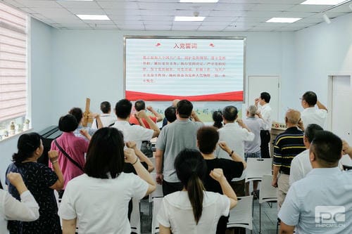 地矿集团联合升平社区开展“企地共建聚协力 携手同谋新生长——国有企业助力新时代文明实践中心建设生长”自愿服务活动_红色堡垒_党建群团_尊时凯龙有限责任公司