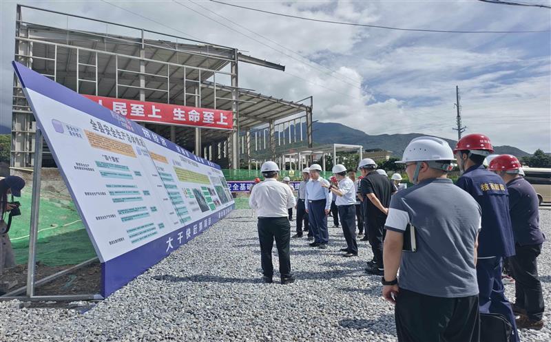 四川省人大常委会副主任彭琳到核西南院农产品主干冷链物流基地建设项目举行防灾减灾清静专项检查