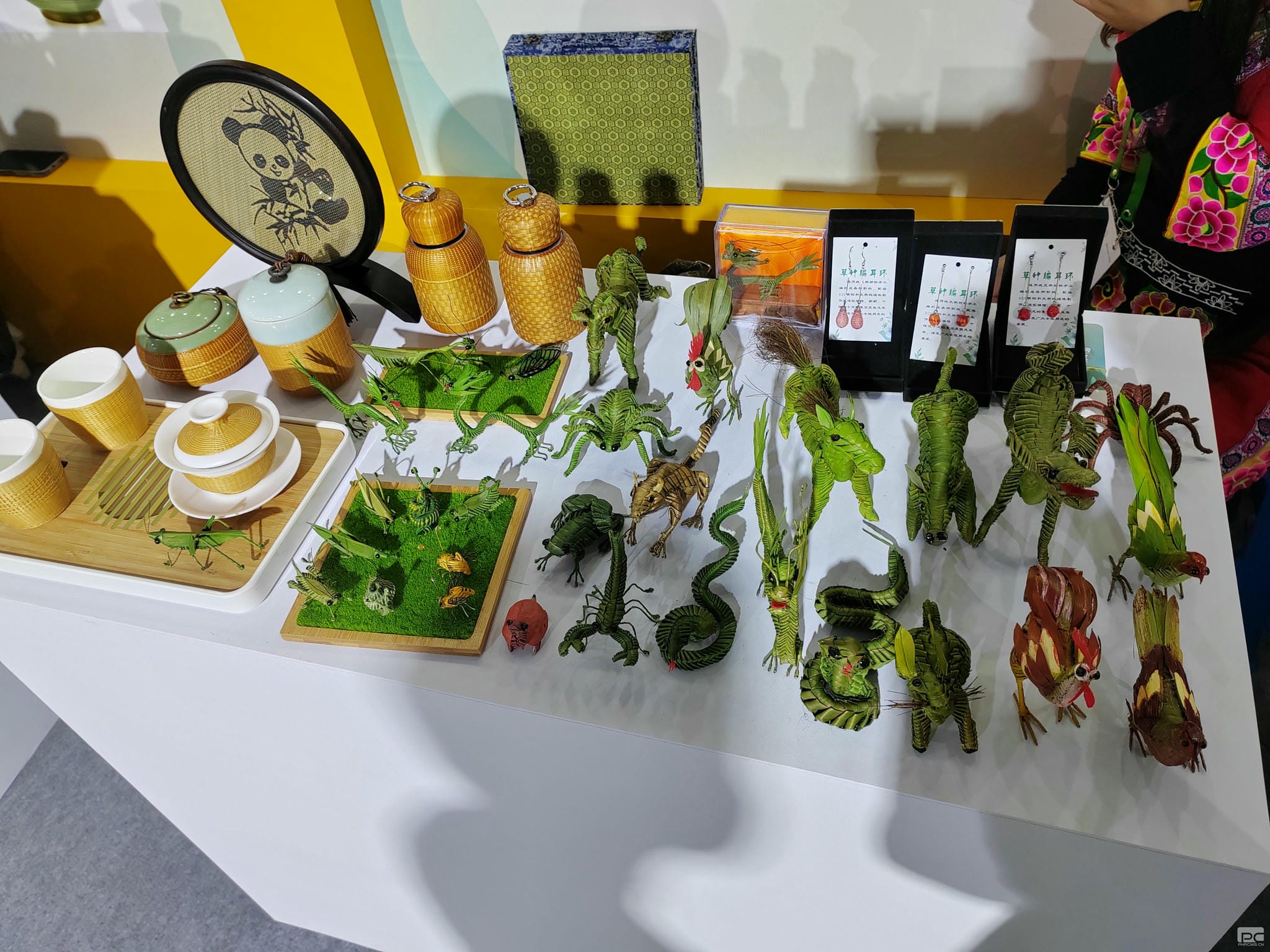  成都探矿科室分会开展“感受非遗魅力·传承古板文化”主题活动_下层动态_新闻中心_尊时凯龙有限责任公司