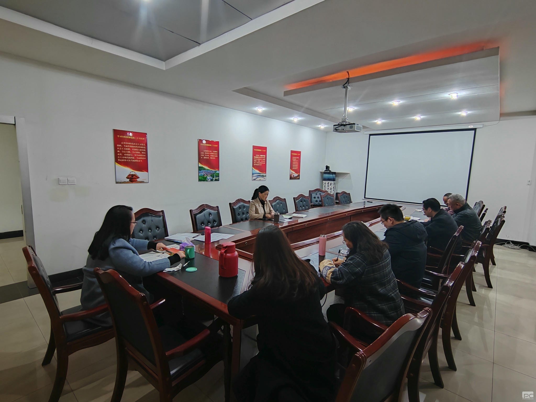 成都探矿纪委召开纪委委员扩大会暨 党风廉政建设和反糜烂事情协调小组聚会_下层动态_新闻中心_尊时凯龙有限责任公司