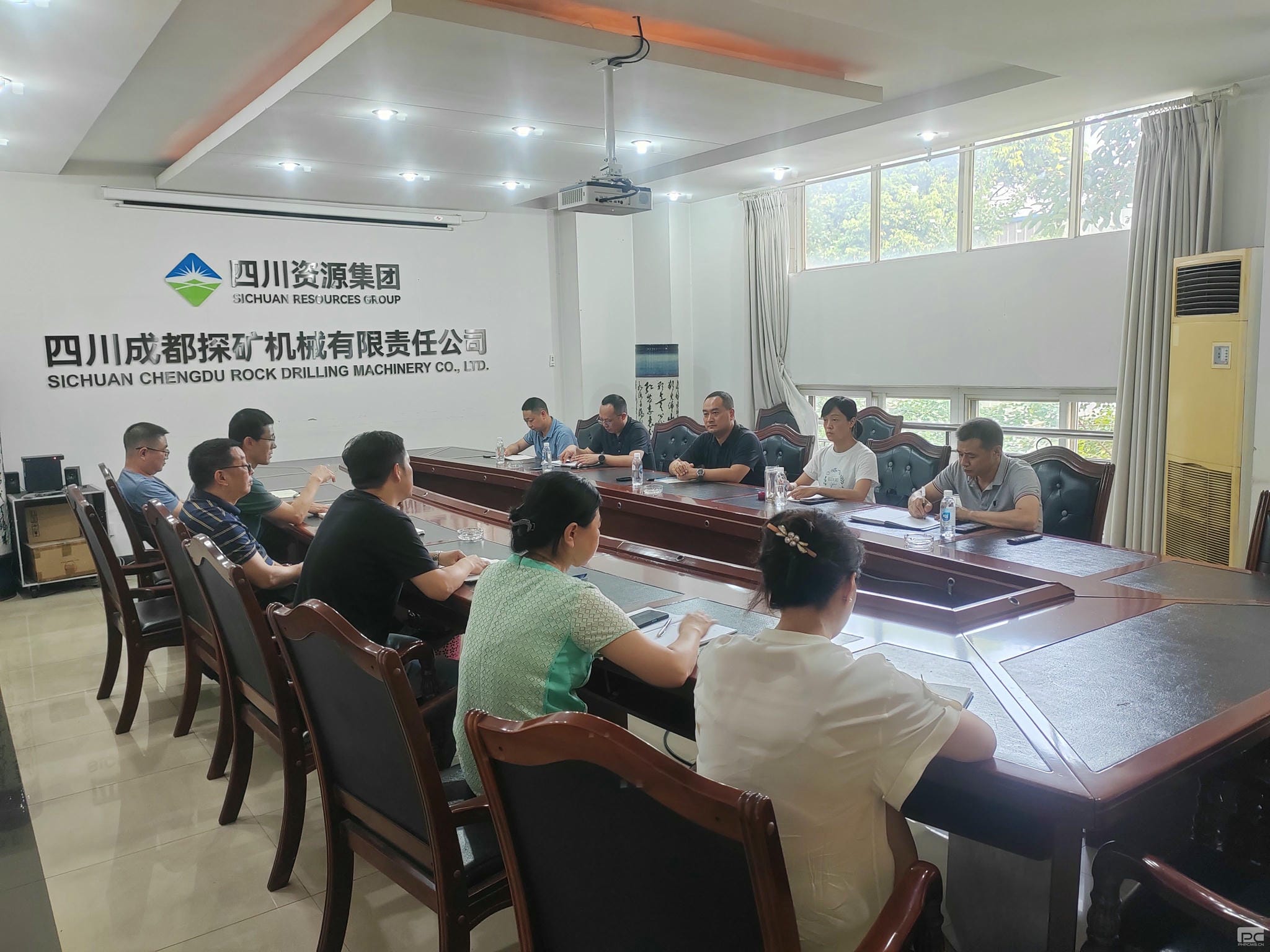 西核制造赴成都探矿交流座谈_下层动态_新闻中心_尊时凯龙有限责任公司