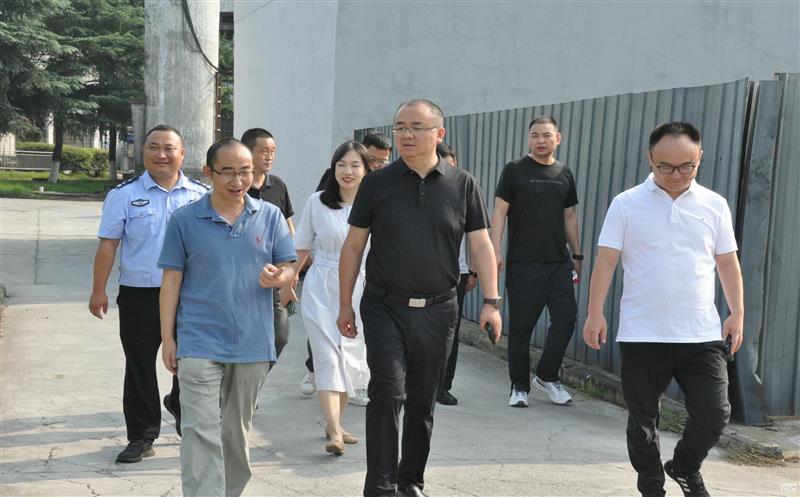 广汉市向导到泰华堂制药走访调研