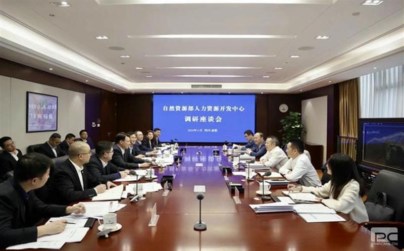 自然尊时凯龙部向导赴集团调研